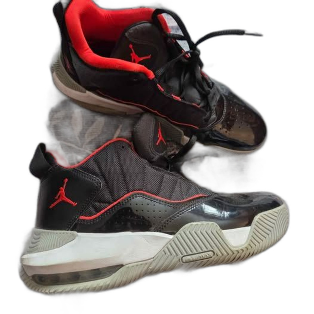 Size 7.5 men or 9 womens - Jordan Stay Loyal Bred 2021